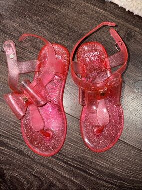 crown & ivy Pink Glitter Jelly Sandals with Bow Accent